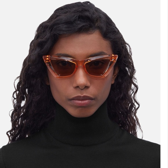 NWT Bottega Veneta Women's Angle Cat-Eye Sunglasses - Picture 2 of 9
